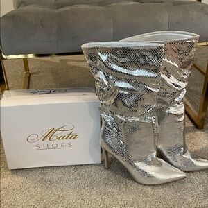 Mata Shoes Metallic Snakeskin Heeled 3/4 Boots